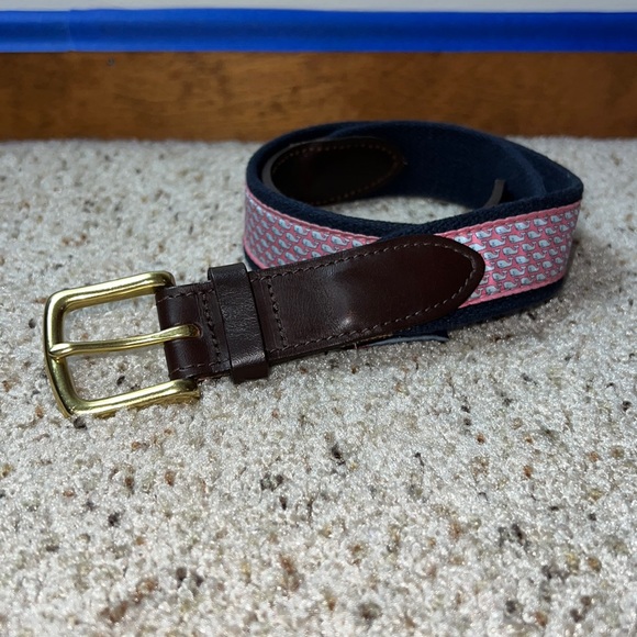 Vineyard Vines Other - Vineyard Vines Leather & Cloth Belt- 30 Waist